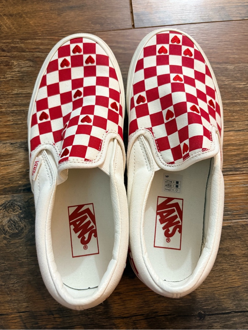 Checkered heart vans